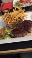 Le Jean Jaures food