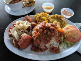 Sabores Boricuas food