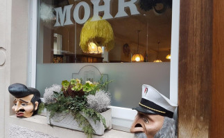 Café Mohr outside