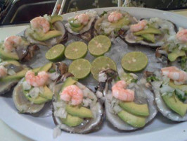 El Oasis Mariscos food