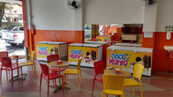 Sorveteria Doce Mania inside