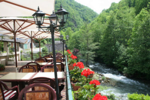 Auberge Du Haut Salat inside