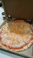 Alfredo's Pizza food