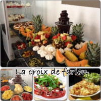 La Croix De Farlon food