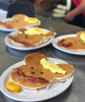 Breakfast Station food