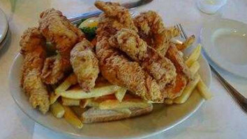 Mr. Ed's Seafood Italian Kenner food