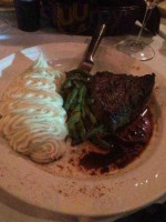 Sonny Williams' Steak Room food