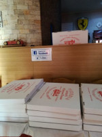 Pizzeria Il Barone Rosso inside