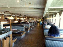 Country Squire Diner outside