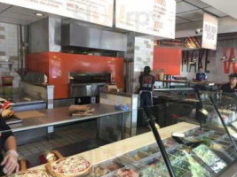 Blaze Pizza food