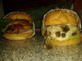 Twins Burger food