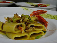 Bianco Rosso food