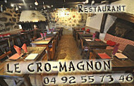 Le Cro Magnon inside