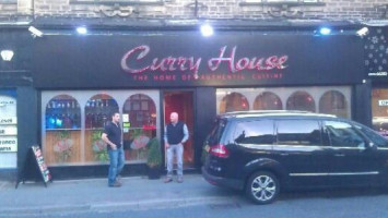 The Curry House food