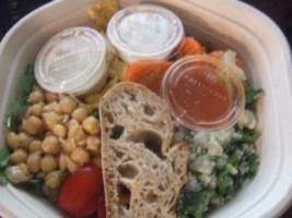 Sweetgreen Clarendon Blvd food