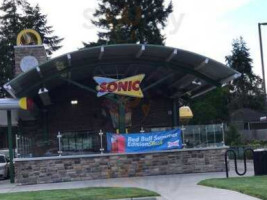 Sonic Drive-in outside