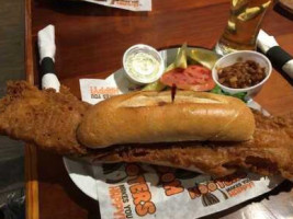 Hooters food