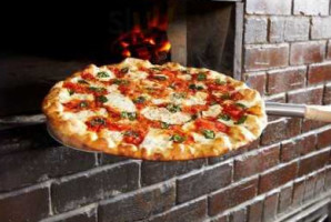 Grimaldi’s Coal BrickOven Pizzeria food