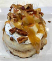 Cinnaholic Richardson food