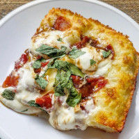 Five Squared Pizza food