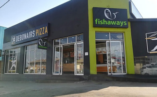 Debonairs Pizza food