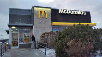 Mcdonald's outside