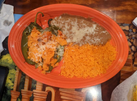 Los Tres Magueyes food