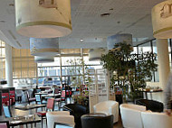 Cafe Litteraire inside