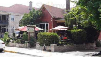 Runcible Spoon Cafe & Restaurant outside