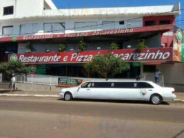 Pizzaria Jacarezinho outside