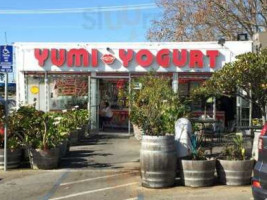 Yumi Yogurt inside