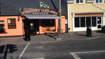 Yvonne's Takeaway food