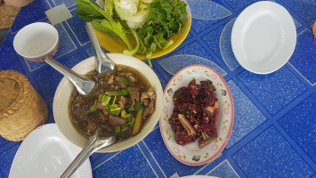 ร้านส้มตำทะเล นาน้อย food