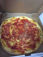 Ernie's Pizza And food