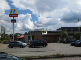 Mcdonald's outside