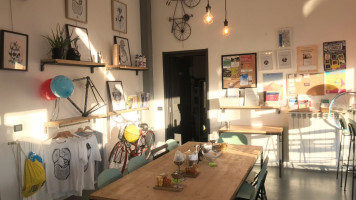 L'officina Bici Caffe food