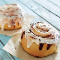 Cinnabon food