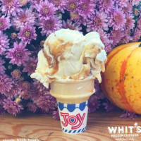 Whit's Frozen Custard Of Boca food