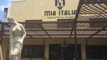 Mia Italia food