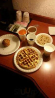 Country Inn And Suites food