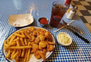 Oak Grove Fish House food