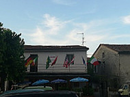 Robur Trattoria E Pizzeria outside