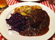 Alt-Berliner Weißbierstube food