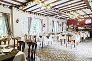 L'auberge Des Cigognes food