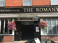 Romany Rye outside