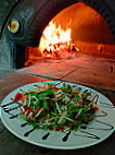 Pizzeria Borgo Antico Di Aquaro Cinzia inside