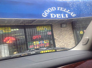 Good Fella's Deli outside