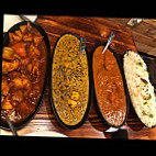 Planet Bombay Indian Cuisine food