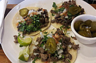 Taqueria La Mexicana food