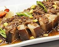 BAGOONG CLUB RESTAURANT food